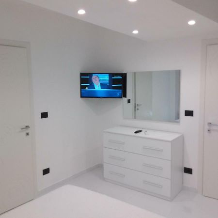 Zona Chiesa Russa Apartment Sanremo Ngoại thất bức ảnh